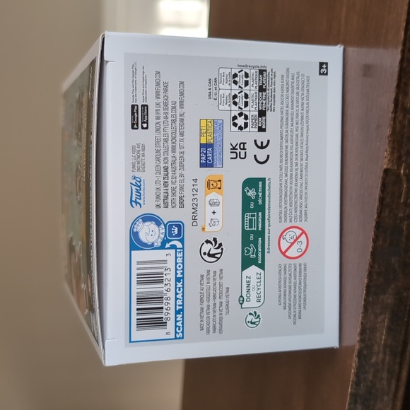 One Piece Funko Pop Gol D. Roger #1274 Special Edition - Picture 6 of 8